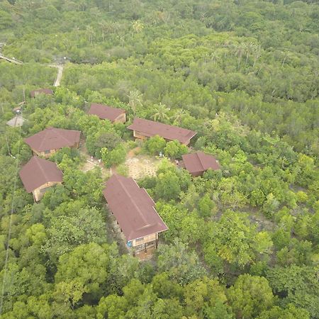 Eskapo Verde Lodge Moalboal Badian Exterior photo