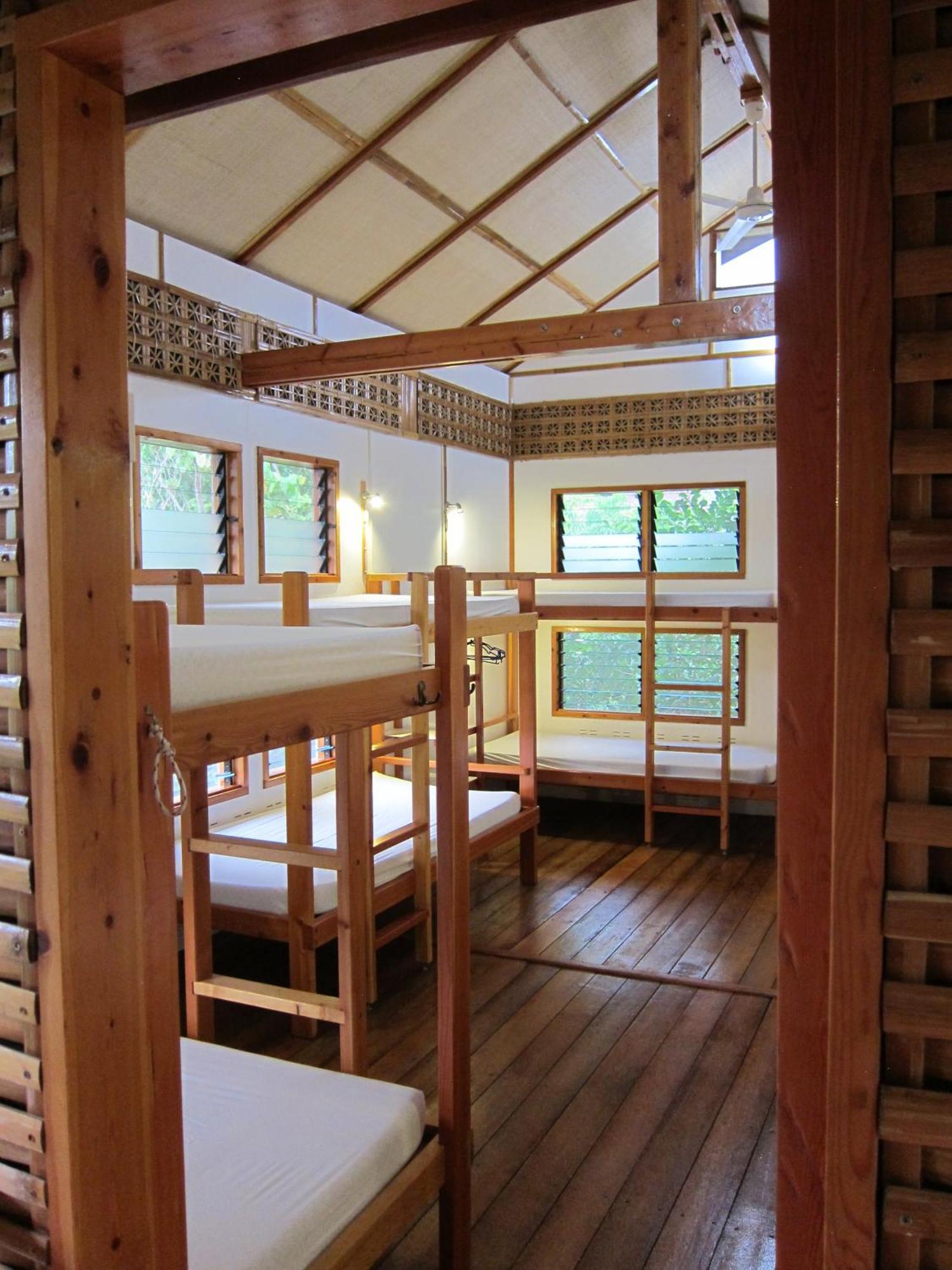 Eskapo Verde Lodge Moalboal Badian Exterior photo
